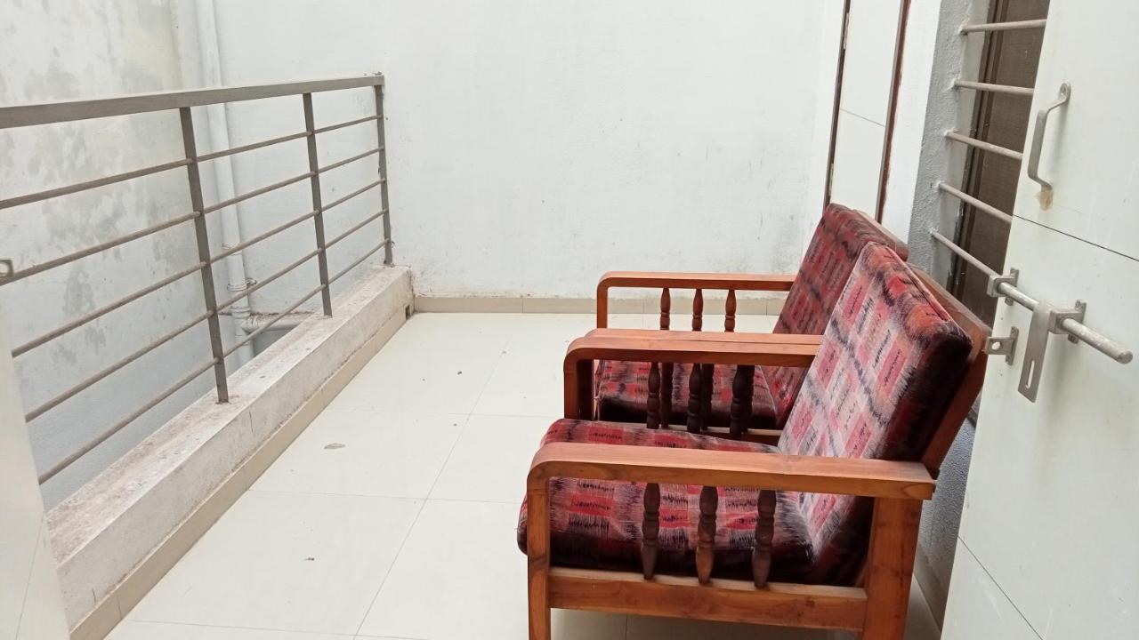 Swami Home Stay Kolhapur Zewnętrze zdjęcie